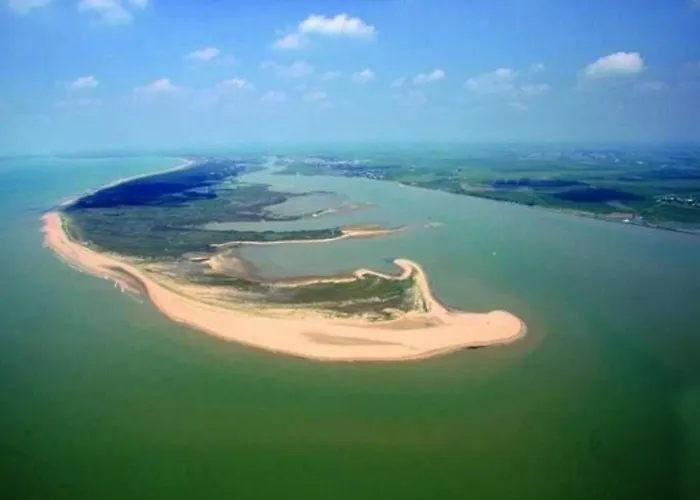 Maison Recente Et Calme, 6 Pers, A 400m Du Centre - Fr-1-476-87